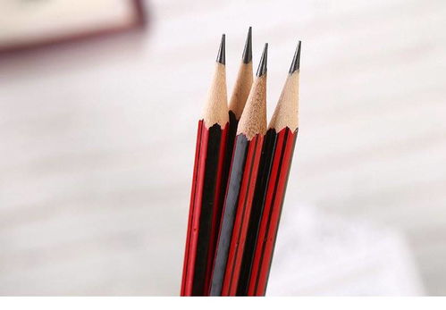 小學(xué)生木HB無毒鉛筆 兒童學(xué)習(xí)文具的安全與實(shí)用之選